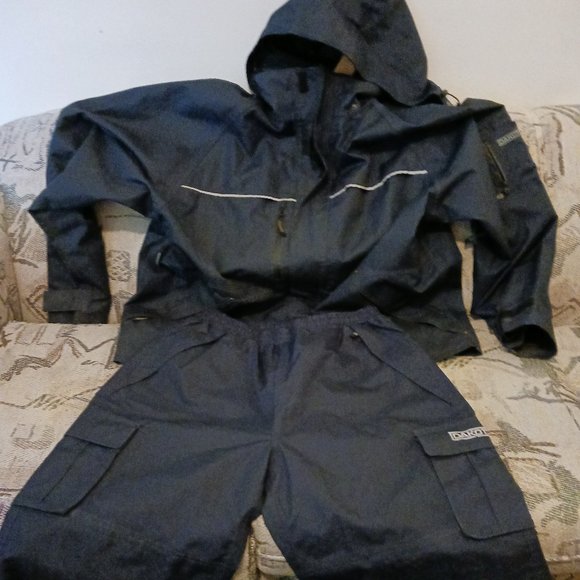Dakota rain proof suit - Picture 1 of 4